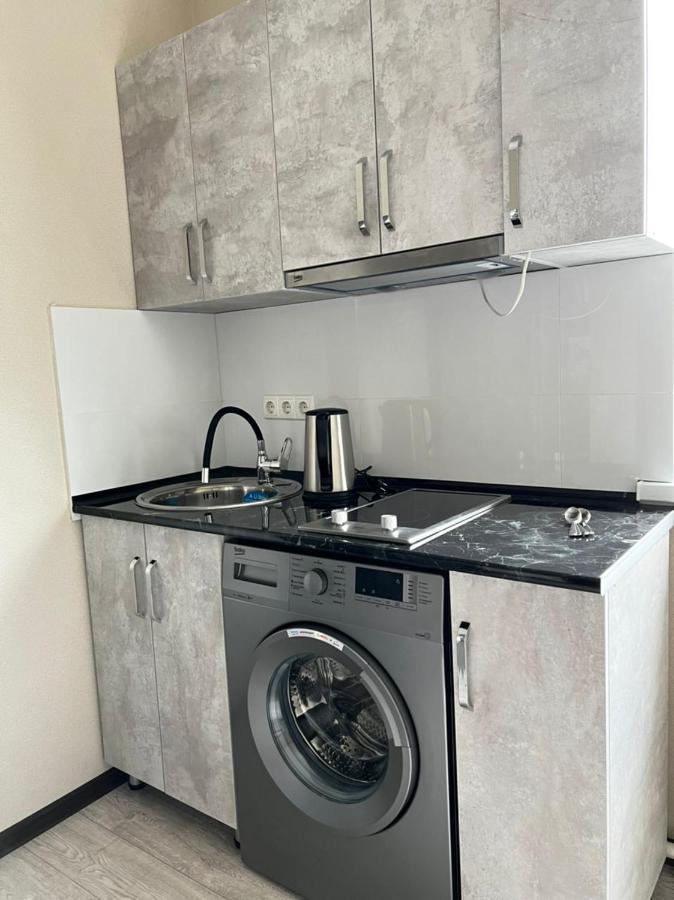 Meiman House Close To Asia Mall 比什凯克 外观 照片